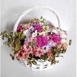 Basket of flowers Penelope